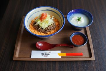 タコライスセット(小鉢3種/油みそ・にんじんしりしり・もずく)