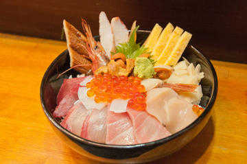 海鮮丼