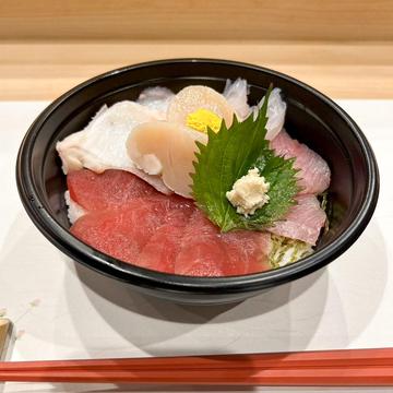 海鮮丼