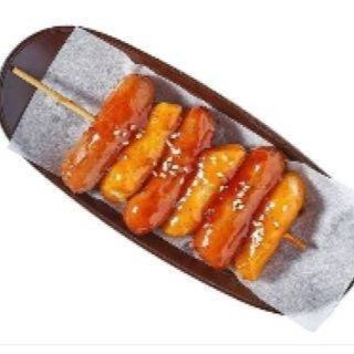 ウィンナー餅串/Wiener with Ricecake Skewers