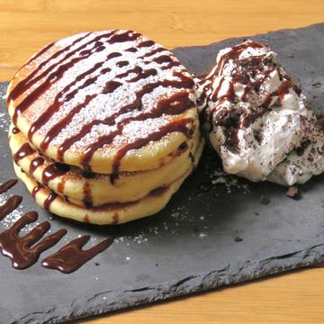 クッキー＆クリームパンケーキ