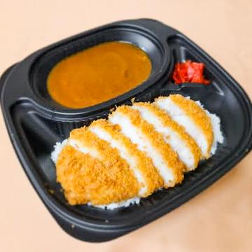 三元豚ロースかつカレー
