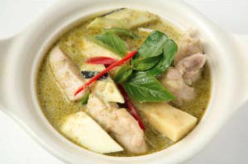 (61)鶏肉のグリーンカレー(単品)