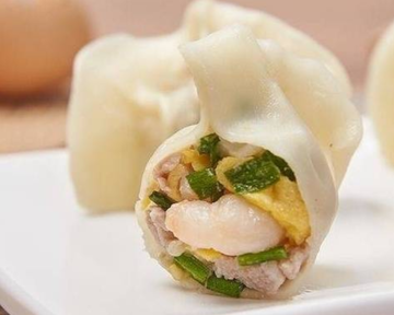 肉三水(豚肉,エビ、ニラ、卵入り10个)