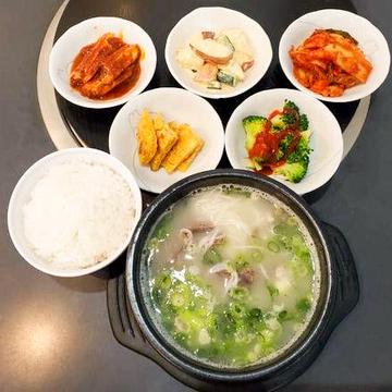ソルロンタン定食()