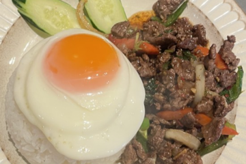 牛肉ガパオ