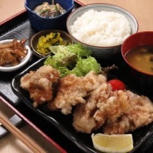 唐揚げ定食