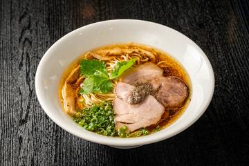 トリュフ香るはまぐり醤油そば