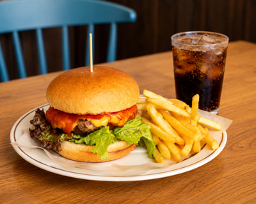ミルカズバーガー(Sポテト・ドリンク付き)