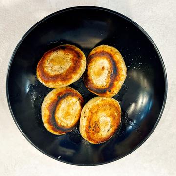 もちもち肉汁餃子