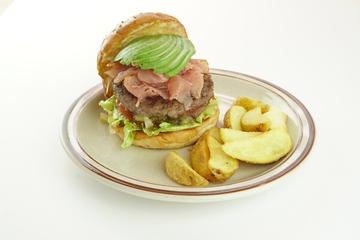 アボカド生ハムバーガー