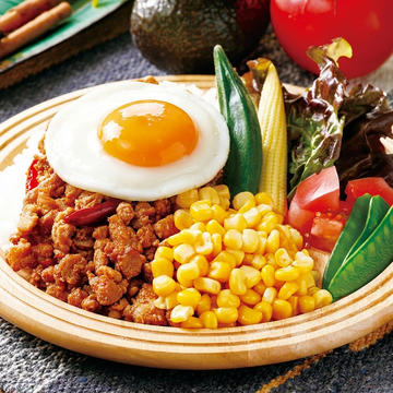 スイートコーンのガパオ飯