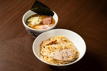 大山鶏のつけめん(三種チャーシュー入り)