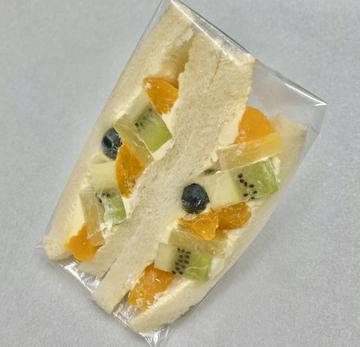 フルーツサンド