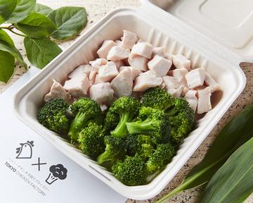 超しっとり国産鶏ムネ肉300g＆新鮮国産ブロッコリー