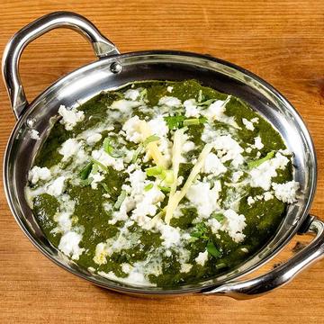 SAG PANEER サグパニール