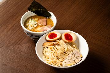 味玉つけめん(三種チャーシュー入り)