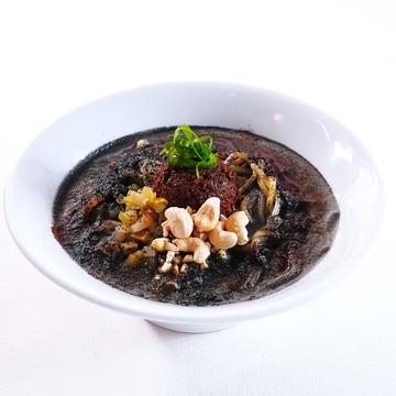 JET BLACK～黒・担々麺～