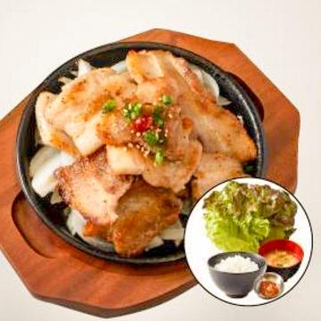 サムギョプサル定食(サンチュ、おかず3品、ライス、スープ付き)