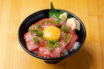 本まぐろユッケ丼