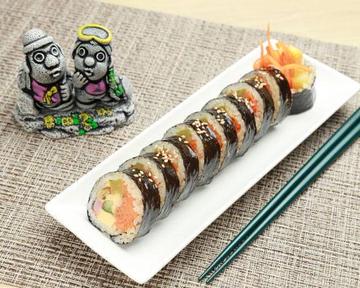 【当店人気No2】ソウルキンパ(野菜) Seoul Kimbap (Vegetable) () 首紫菜卷(蔬菜)