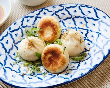 焼き小籠包 Grilled Soupy Meat Dumplings