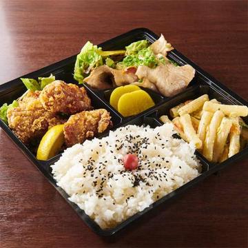 若鶏と生姜焼きのハーフ弁当