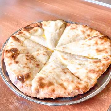 チーズナン Cheese Nan