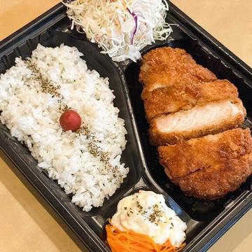 低温熟成豚ロースカツ弁当 小ライス (豚ロースカツ160g)