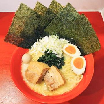 【当店人気No.1！】 赤盛りラーメン