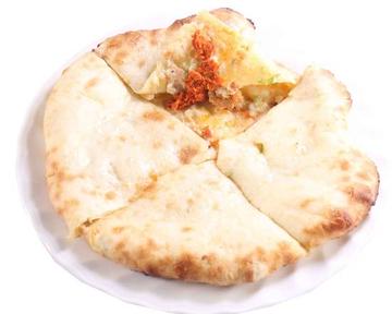 キーマチーズナンKeemaCheeseNan