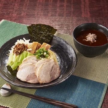 柔らかチャーシュー(5枚)の辛味噌つけ麺(麺200g)