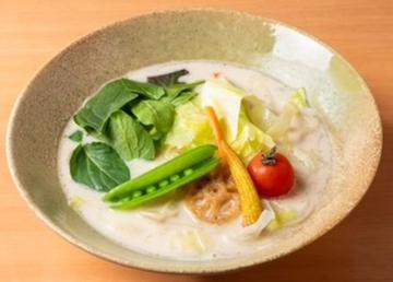ヴィーガンラーメン豚骨味 並盛り