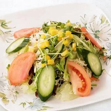 グリーンサラダ Green Salad