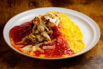 トマトチーズオムライスTomato sauce Cheese Omelette Rice