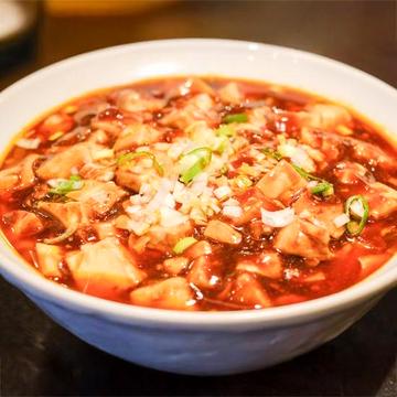 麻婆豆腐刀削麺