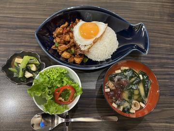 ガパオライス定食