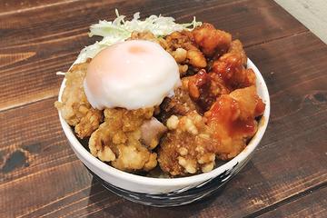 温玉あご出汁唐揚げ×旨辛ヤンニョム唐揚げ丼