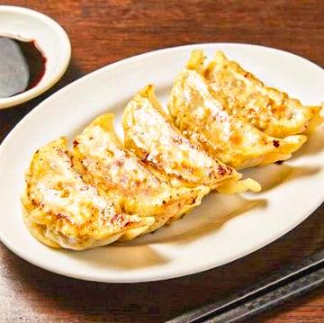 手作り大餃子 Handmade Jumbo Gyoza Dumplings