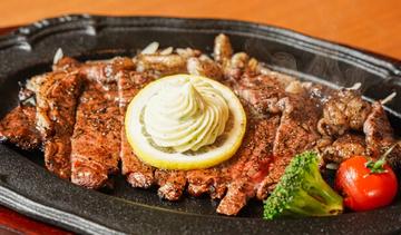 和牛ステーキの藁焼き