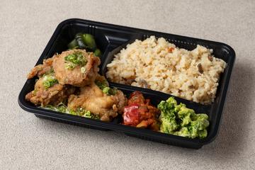 若鶏唐揚げ弁当(まぜご飯)