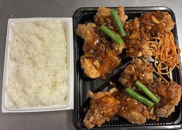 デカユーリンチ弁当
