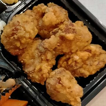 唐揚げ200g(6個~7個)