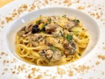 鮮魚のパスタ シチリア風“サルデ”