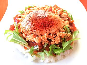 山原鶏タコライス