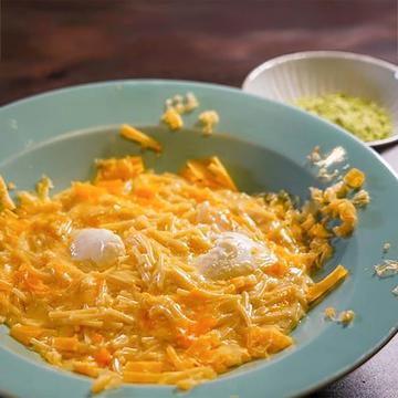 濃厚チーズブレンド「KNOCK’N CHEESE」のチョップドスパゲティ
