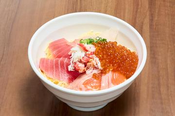 おさかなや特選海鮮丼