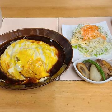オムライス定食