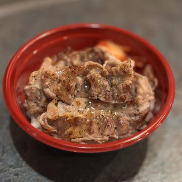 【肉150g】お肉1.5倍！タレが染みたご飯まで旨い！ガッツリ牛カルビ丼(キムチ付)