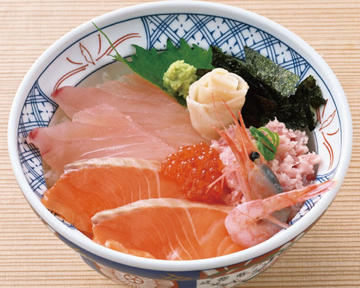 海鮮五種丼